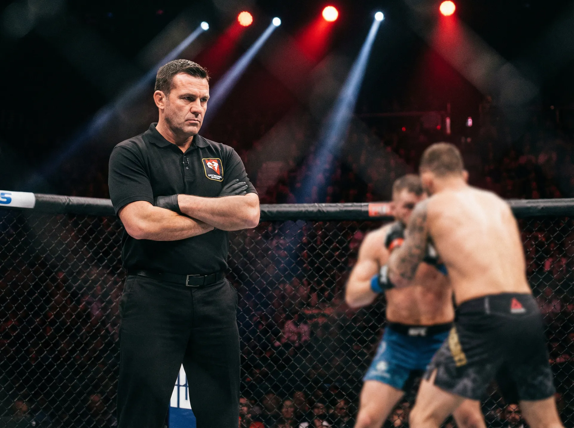 每日大赛 重口赛事专业裁判保障选手安全